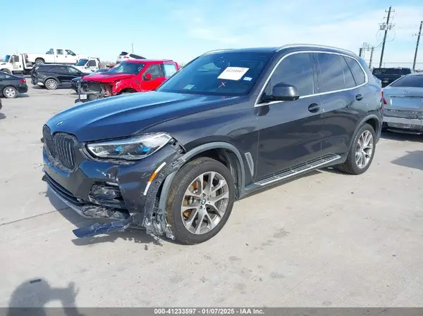 5UXCR4C01L9C29648 2020 BMW X5 - Image 2