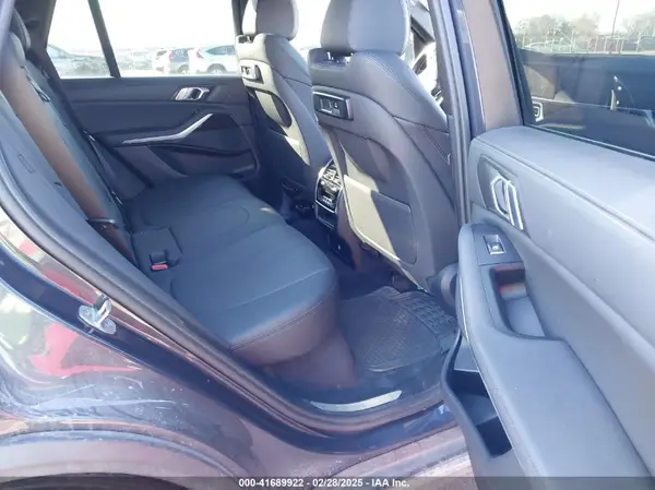 5UXCR4C01LLT19558 2020 BMW X5 - Image 8