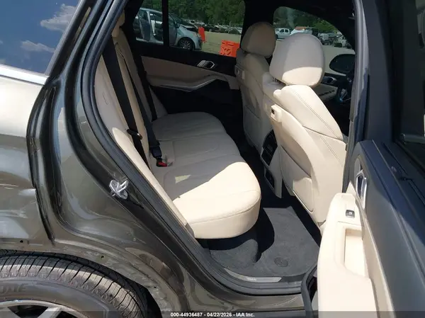 5UXCR4C01M9E69655 2021 BMW X5 - Image 8