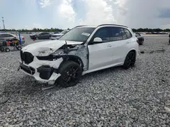 5UXCR4C01M9G22017 2021 BMW X5
