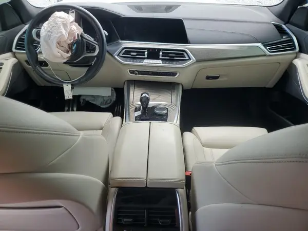 5UXCR4C01M9G22017 2021 BMW X5 - Image 8