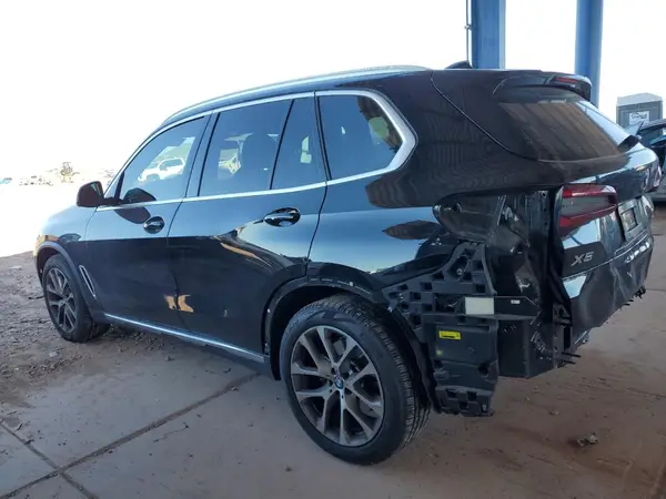 5UXCR4C01M9G52442 2021 BMW X5 - Image 2