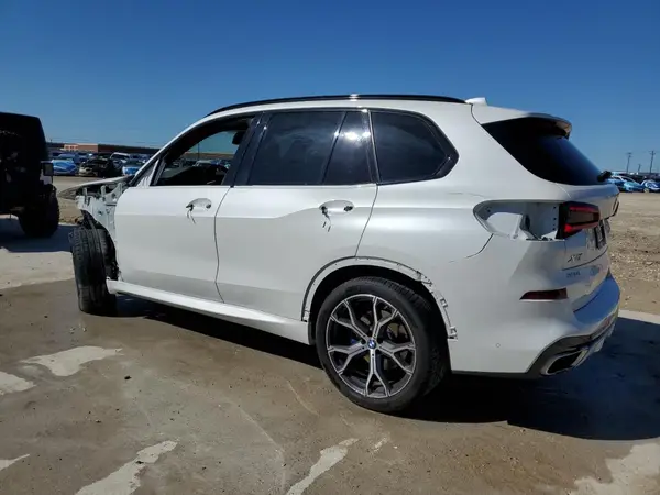 5UXCR4C01N9J55311 2022 BMW X5 - Image 2