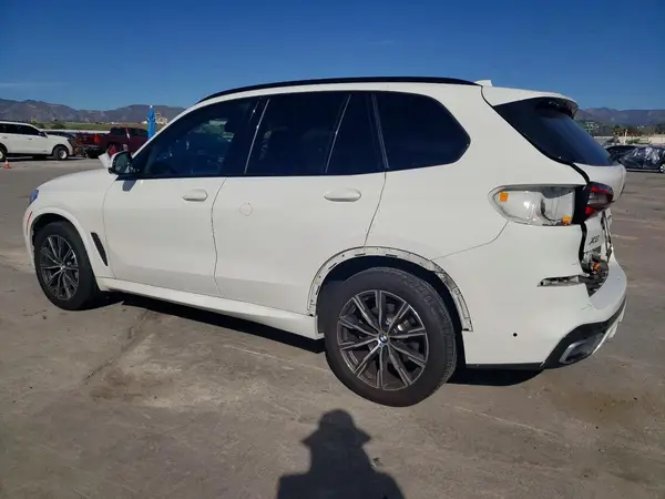 5UXCR4C01N9J56684 2022 BMW X5 - Image 2