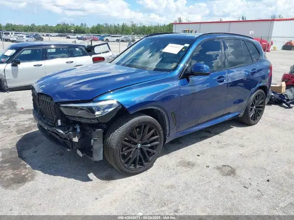5UXCR4C01N9K65498 2022 BMW X5 - Image 2