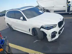 5UXCR4C01N9K75450 2022 BMW X5
