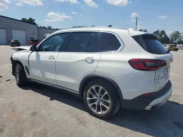 5UXCR4C02L9C11613 2020 BMW X5 - Image 2