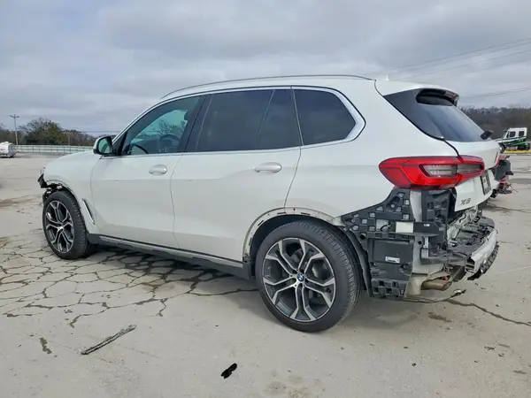 5UXCR4C02LLT18709 2020 BMW X5 - Image 2