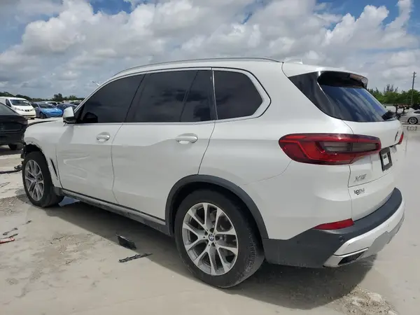 5UXCR4C02LLT18743 2020 BMW X5 - Image 2