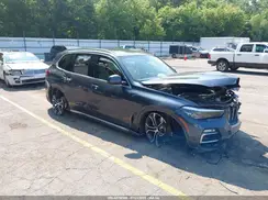 5UXCR4C02LLT19035 2020 BMW X5