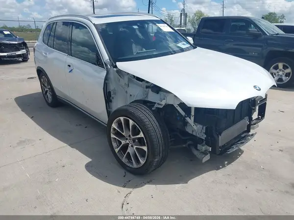 5UXCR4C02N9K24314 2022 BMW X5 - Image 1