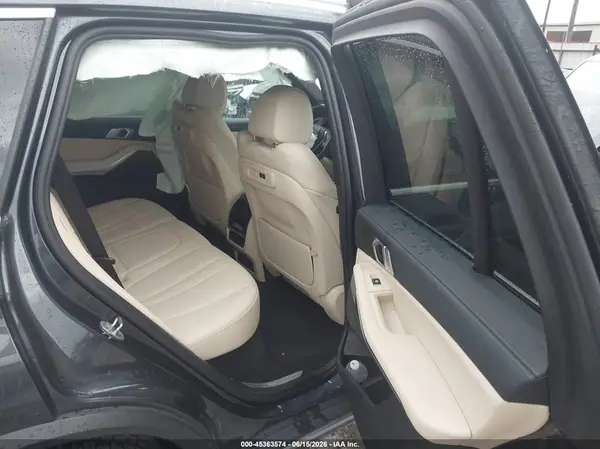 5UXCR4C02N9K33613 2022 BMW X5 - Image 8