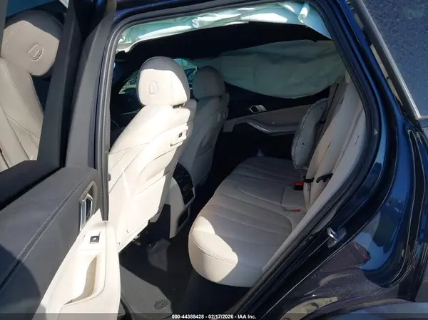 5UXCR4C02N9K57667 2022 BMW X5 - Image 8