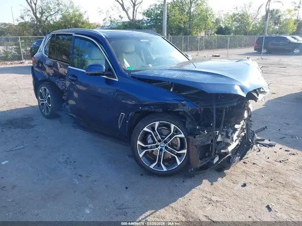 5UXCR4C02N9K78924 2022 BMW X5 - Image 1
