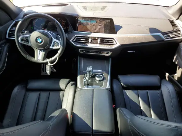 5UXCR4C02N9M31379 2022 BMW X5 - Image 8