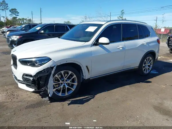 5UXCR4C02N9N11250 2022 BMW X5 - Image 2