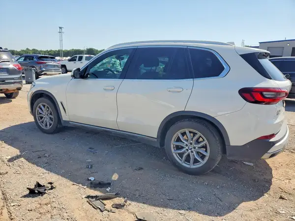 5UXCR4C02N9N12544 2022 BMW X5 - Image 2
