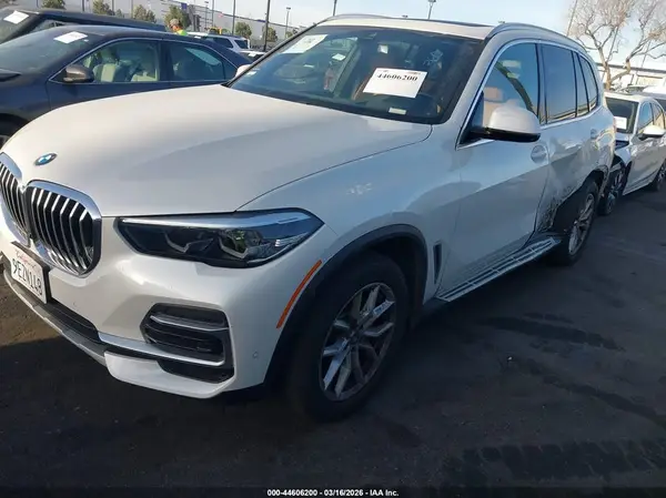 5UXCR4C02P9R27804 2023 BMW X5 - Image 2