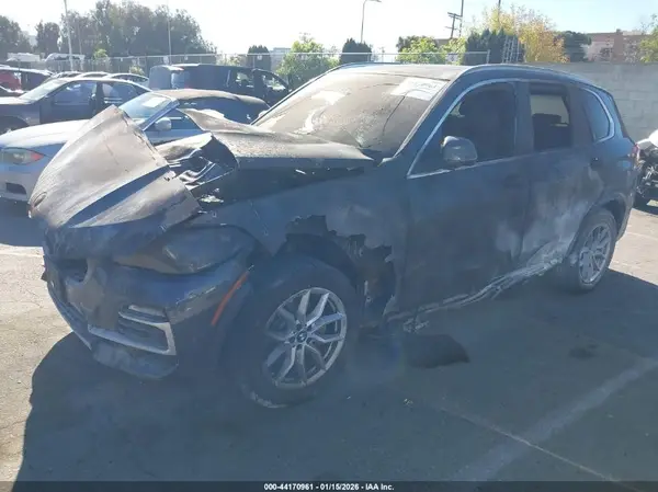 5UXCR4C03L9B14436 2020 BMW X5 - Image 2
