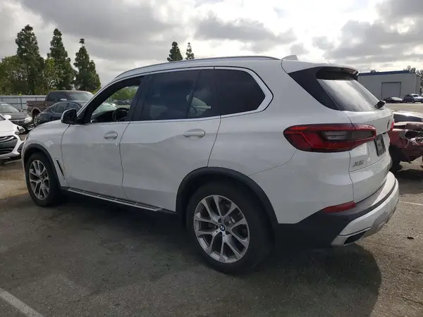 5UXCR4C03L9B57125 2020 BMW X5 - Image 2