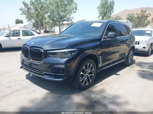 5UXCR4C03L9B57254 2020 BMW X5 - Image 2