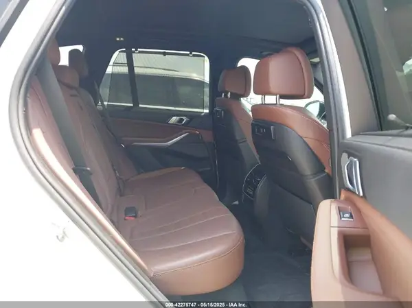 5UXCR4C03L9C35144 2020 BMW X5 - Image 8