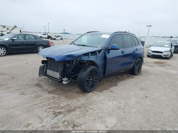 5UXCR4C03L9C72050 2020 BMW X5 - Image 2