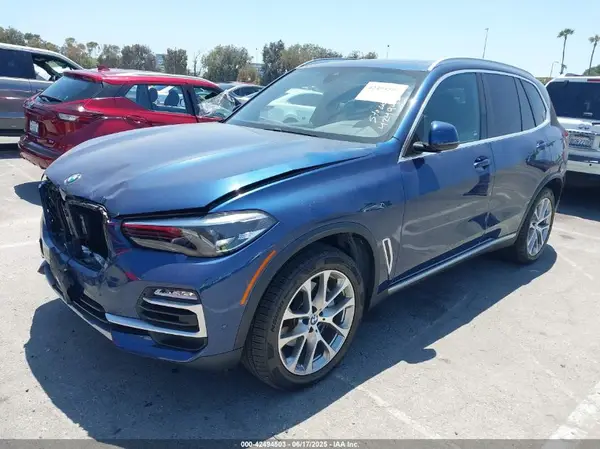 5UXCR4C03L9C82755 2020 BMW X5 - Image 2