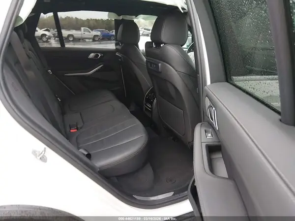 5UXCR4C03L9D49581 2020 BMW X5 - Image 8