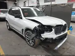 5UXCR4C03LLE30647 2020 BMW X5
