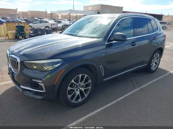 5UXCR4C03M9E24300 2021 BMW X5 - Image 2