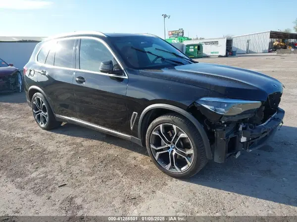 5UXCR4C03M9F14207 2021 BMW X5 - Image 1