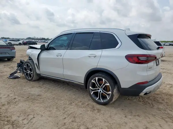 5UXCR4C03M9G75222 2021 BMW X5 - Image 2