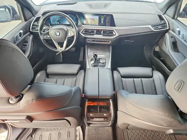 5UXCR4C03N9M10735 2022 BMW X5 - Image 8
