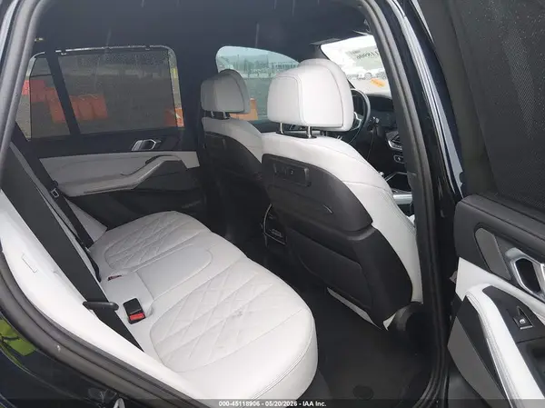 5UXCR4C03P9R37063 2023 BMW X5 - Image 8