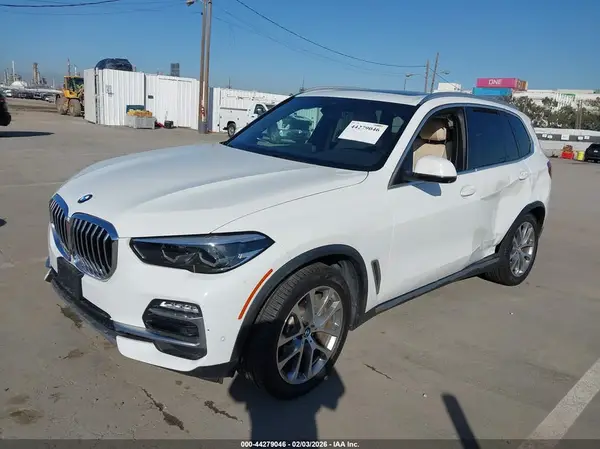 5UXCR4C04L9B38289 2020 BMW X5 - Image 2