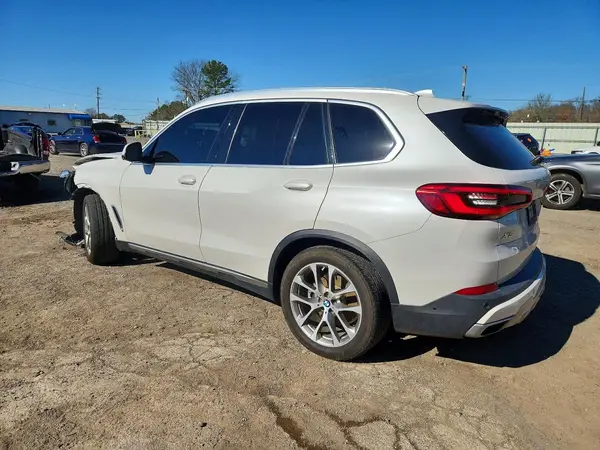 5UXCR4C04L9B99710 2020 BMW X5 - Image 2