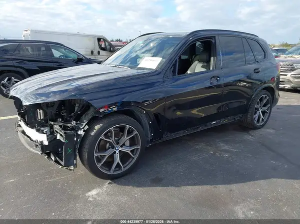 5UXCR4C04L9D32692 2020 BMW X5 - Image 2