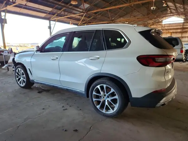5UXCR4C04LLT19151 2020 BMW X5 - Image 2