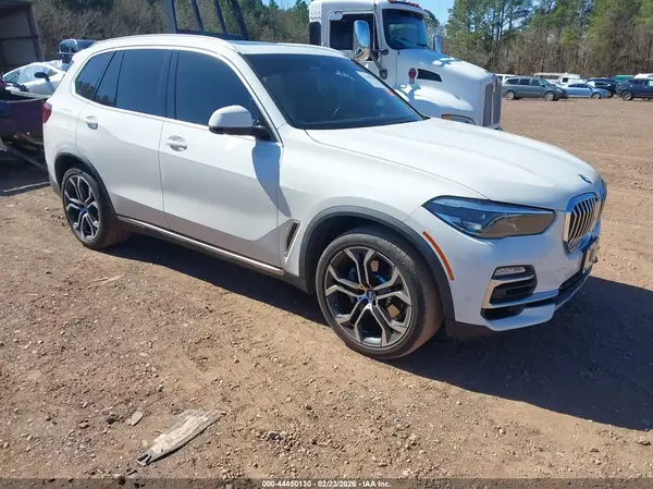5UXCR4C04M9E05996 2021 BMW X5 - Image 1