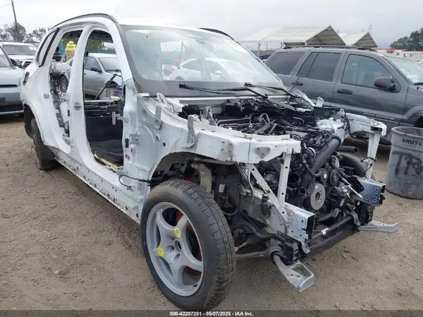 5UXCR4C04M9E59279 2021 BMW X5 - Image 1