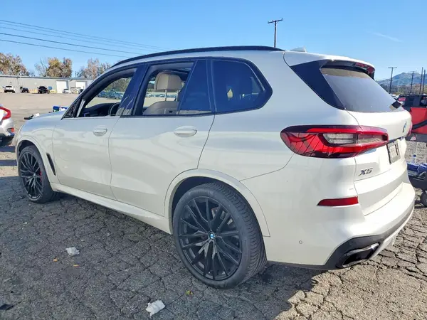 5UXCR4C04N9M22506 2022 BMW X5 - Image 2