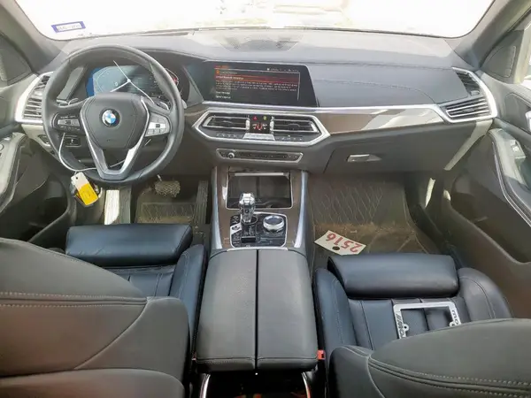 5UXCR4C04N9M33294 2022 BMW X5 - Image 8