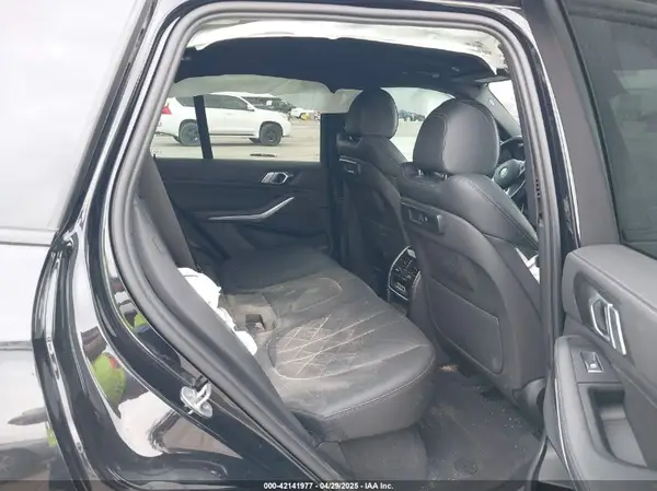 5UXCR4C04P9N77057 2023 BMW X5 - Image 8