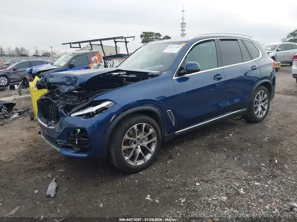 5UXCR4C04P9P08648 2023 BMW X5 - Image 2