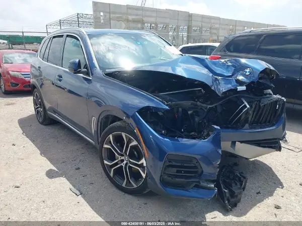 5UXCR4C04P9P33338 2023 BMW X5 - Image 1