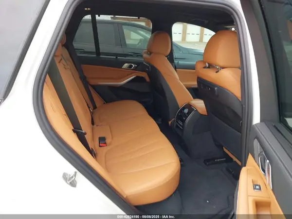 5UXCR4C04P9P83995 2023 BMW X5 - Image 8