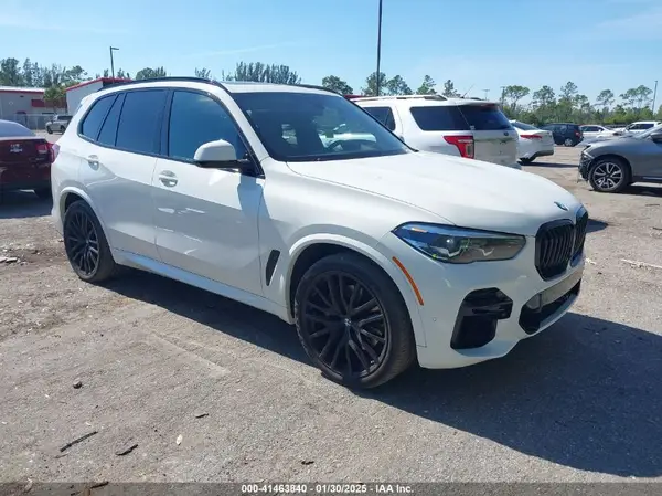 5UXCR4C04P9P85181 2023 BMW X5 - Image 1