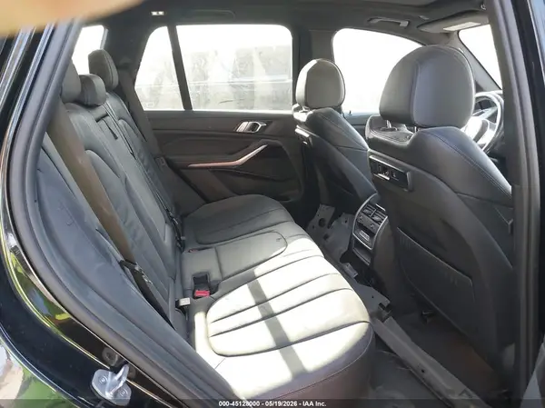 5UXCR4C05L9B47986 2020 BMW X5 - Image 8