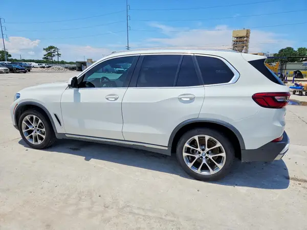 5UXCR4C05L9B54419 2020 BMW X5 - Image 2